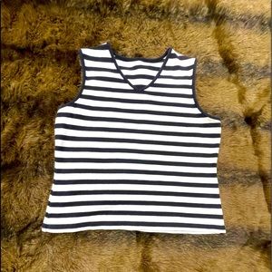 Simple Black & White Stripped summer Tank